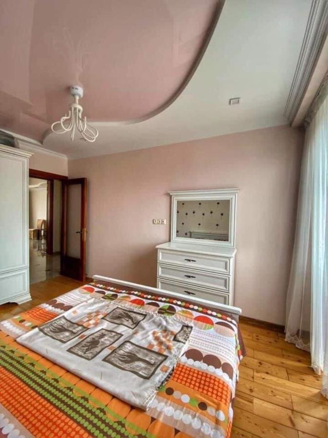 Apartment Dolphin Batumi Exterior foto